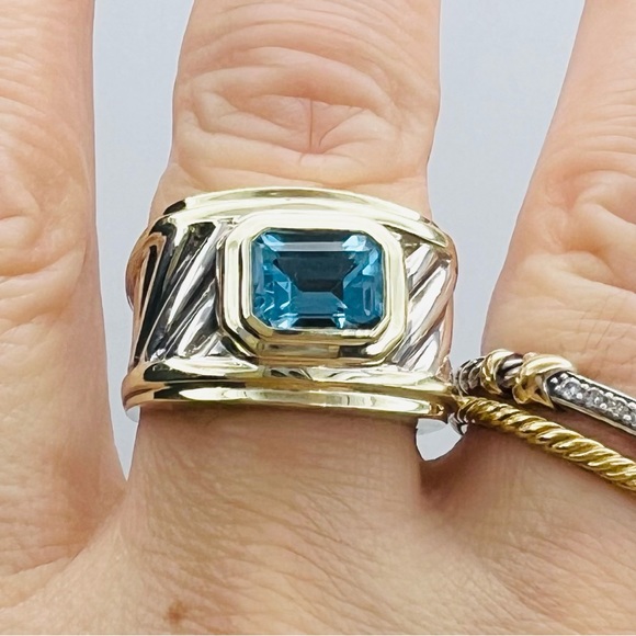 David Yurman Cigar Band Ring WithTopaz and Gold - Picture 7 of 9